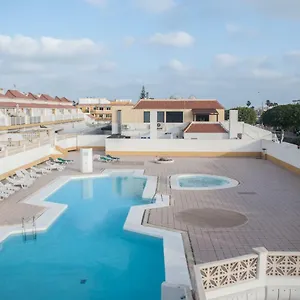 Sunny Centrical In Amigos Apartamento